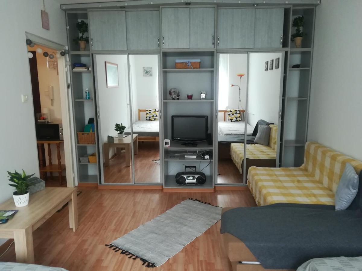 Var Apartman Miskolc Exterior photo